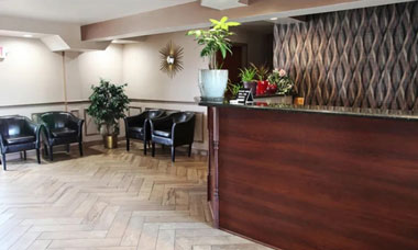 COLONIAL INN Website