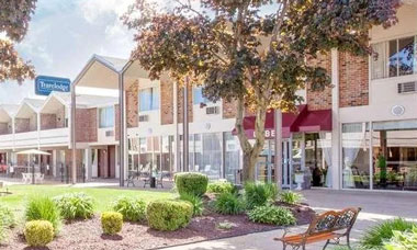 TRAVELODGE BY WYNDHAM Website