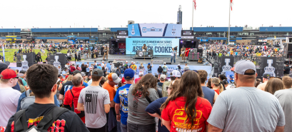 PRE-RACE EXPERIENCE image